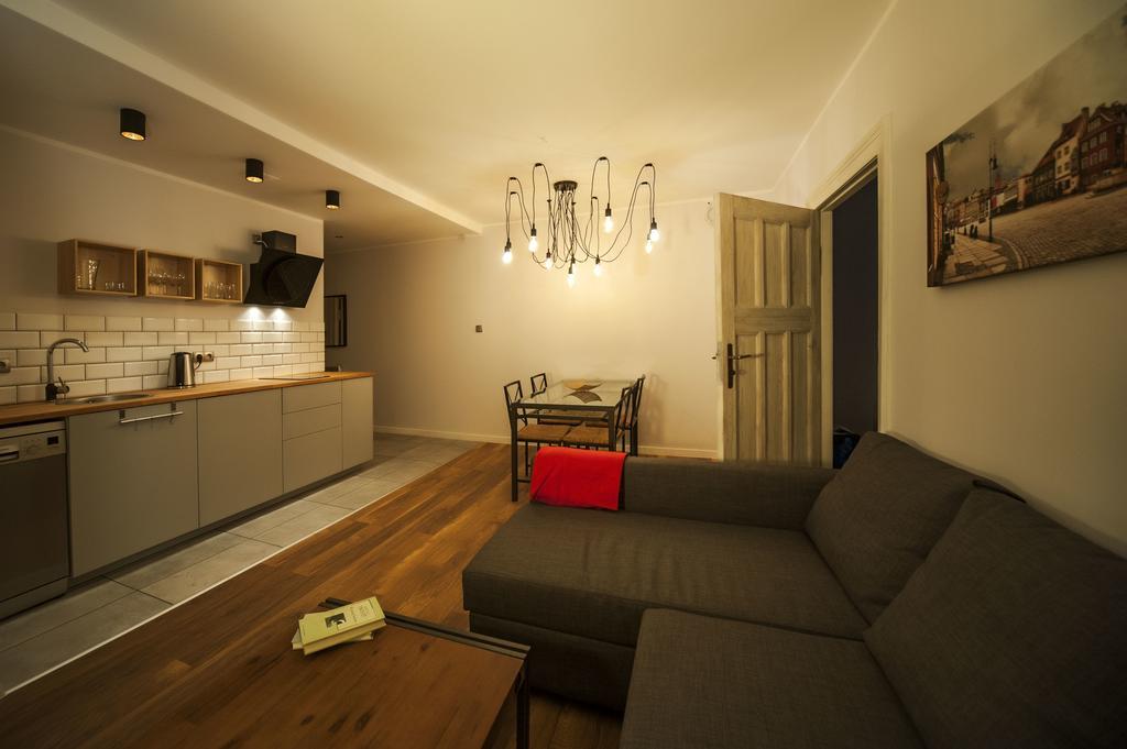 Very Berry - K Jadwigi 58 - Old City Apartment, Self Check In 24H! Poznań Exteriör bild